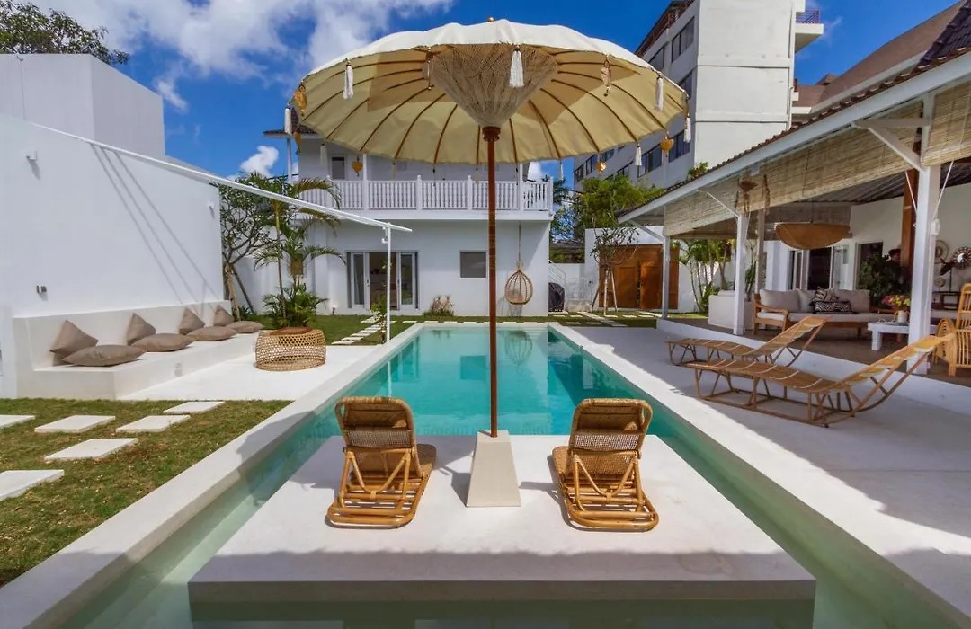 Villa M2 Seminyak By Alfred In Bali-1